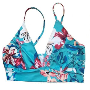 NWOT Unbranded tropical print bikini top Size Medium